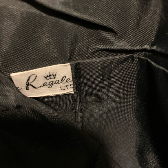 Regal LTD Vintage Purse - Picture 4 of 5